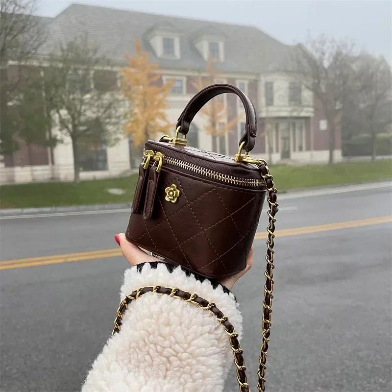 Small shoulder bag for women classic mini clutches feminine small square box crossbody chain metal bag