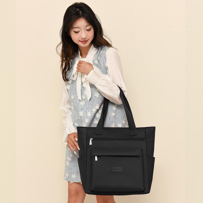Women's Shoulder Bag Large Capacity Tote Bag Water-repellent Nylon Handbag