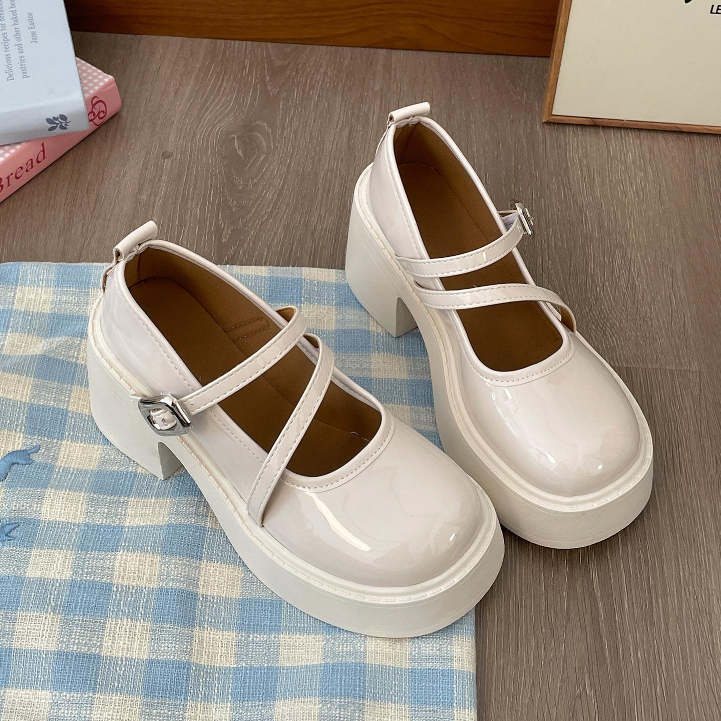 

Queen Fan retro black French thick heel light mouth single shoes women s summer 2025 new with skirt Mary Jane shoes 40 бежевый