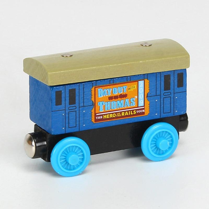 Colorful Wooden Magnetic Train Set For Kids With Interactive Push-pull Features