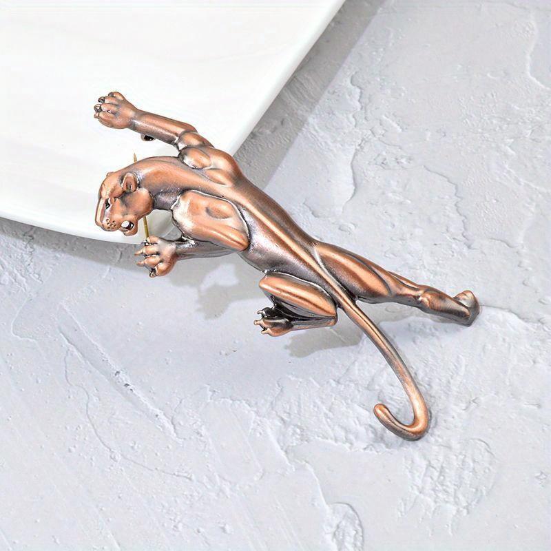 Vintage Women Men Fashion Classic Lepard Brooch Badges Retro Unisex Clothing Coat Pin Buckles