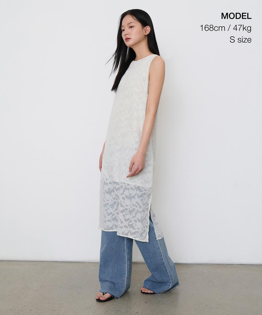 Musinsa Standard Woman Women'S Textured Floral Long Dress [Cream]
