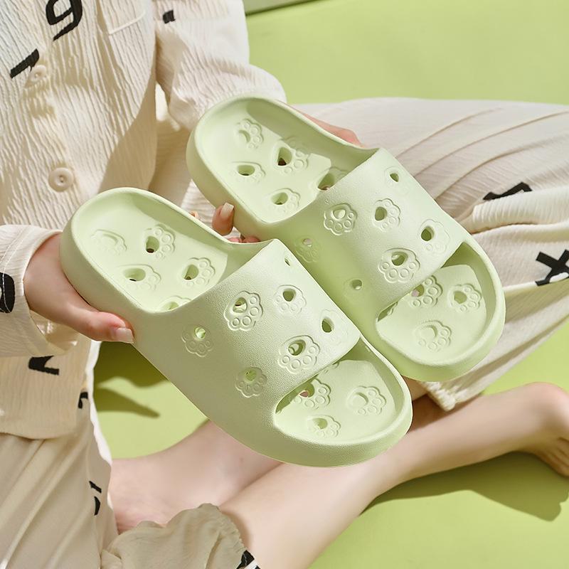 One-Piece Summer Cat Claw Hollow Indoor Sandals and Bathroom Slippers