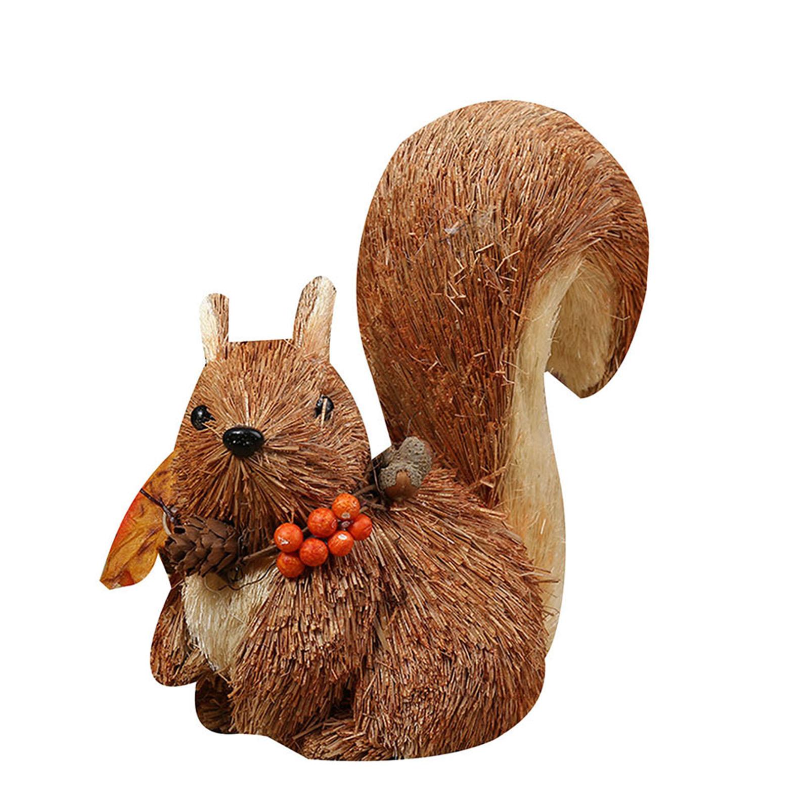 Squirrels Figurine Straw Squirrels Statue Forest Animals Figurines Faux Grass Squirrels Simulation Squirrels Model 1