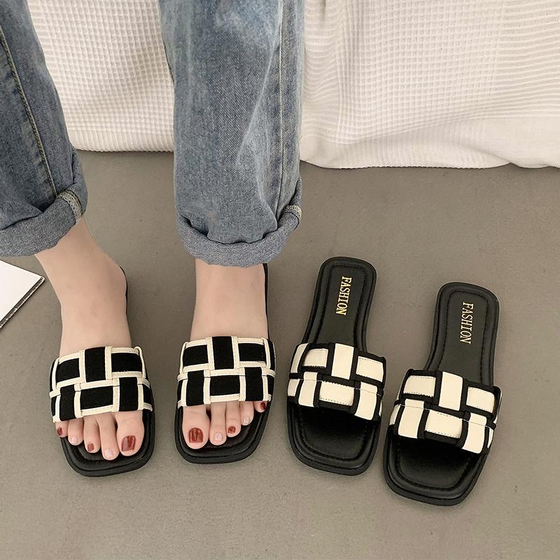 Fashion Female Shoes Ladies' Slippers Luxury Slides Summer Clogs Woman 2025 Designer Flat Beach Beach Shoes Slippers Casual Slides Slipe