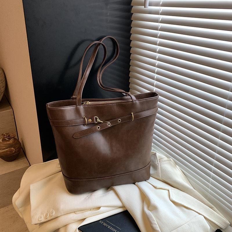 Premium Casual Backpack Women's Commuter Versatile Travel Backpack 2025 New Multifunctional Shoulder Crossbody Bag