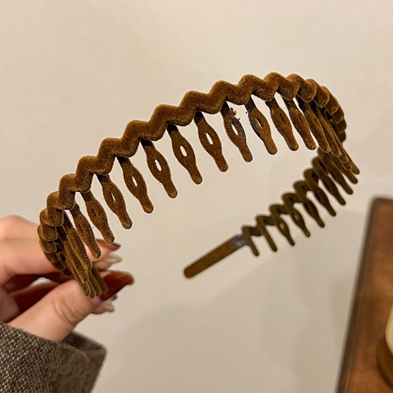 

Флокированные обручи для волос для женщин, однотонные, зубчатые, нескользящие кофейный