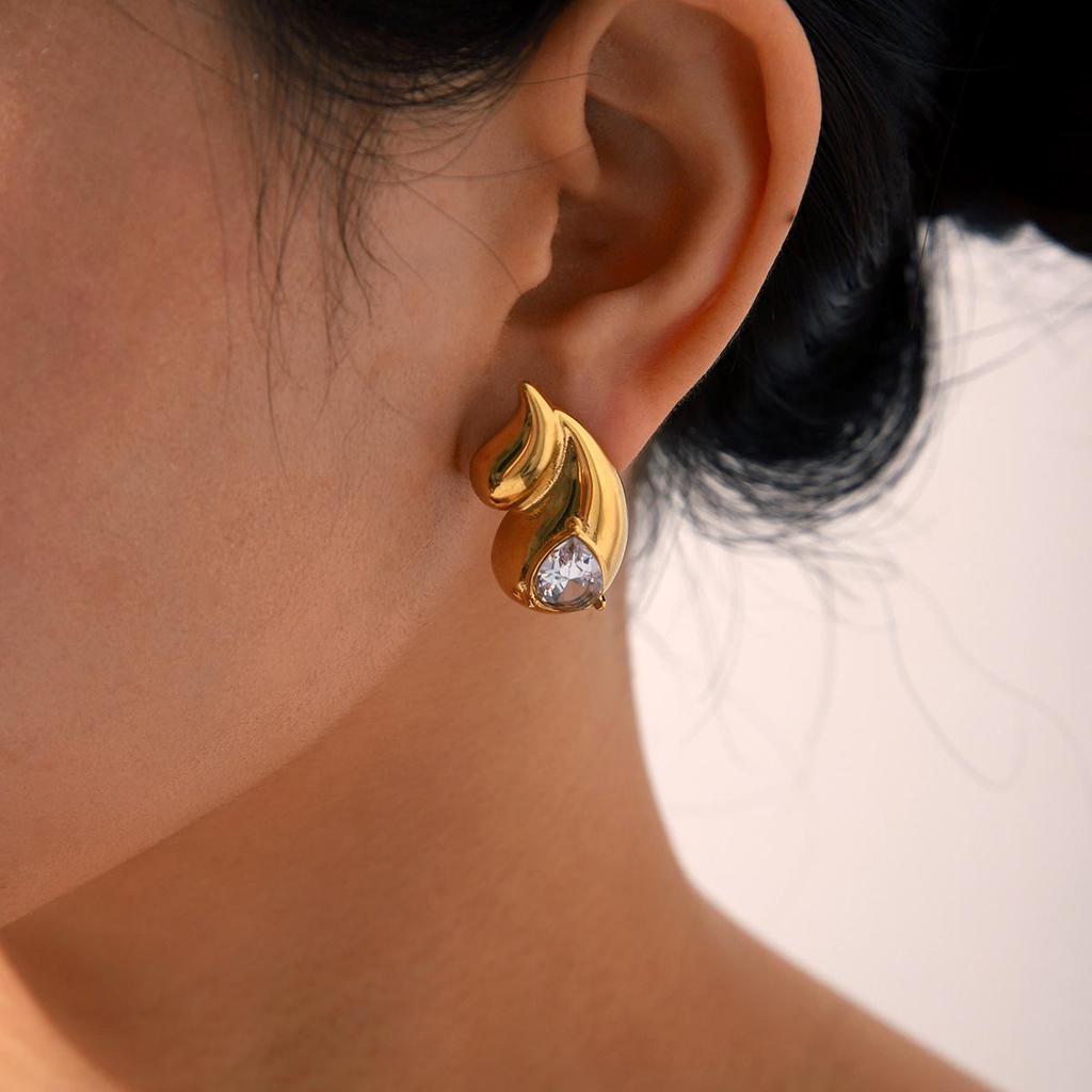 European & American Double Water Drop Stainless Steel Earrings – Celebrity Style Light Luxury Diamond Titanium Earrings