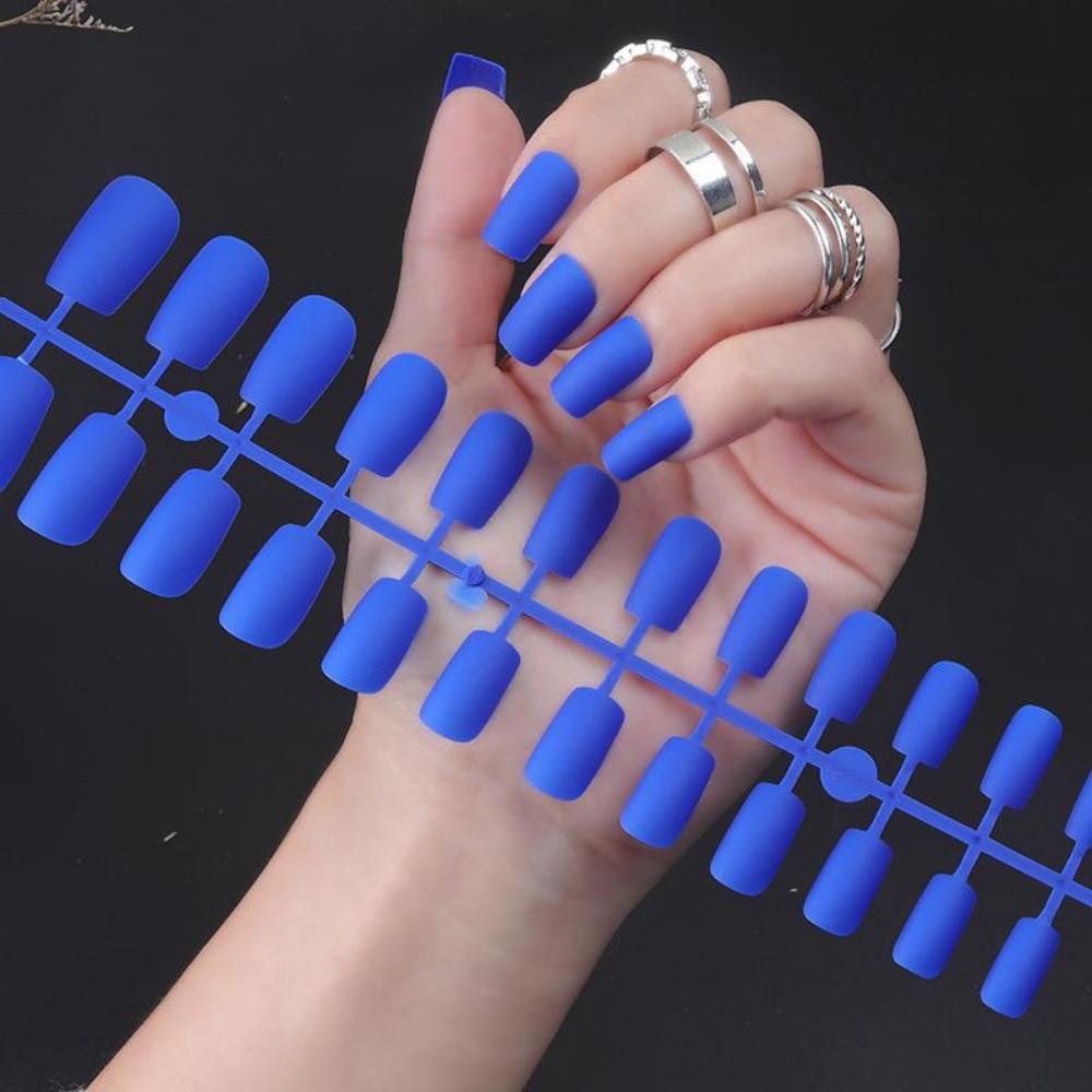 24 teile/satz DIY Schnelle Nägel Lange Quadratische Kopf Matte Falsche Nägel Mehrfarbige Streifen Fertig Tragen Maniküre