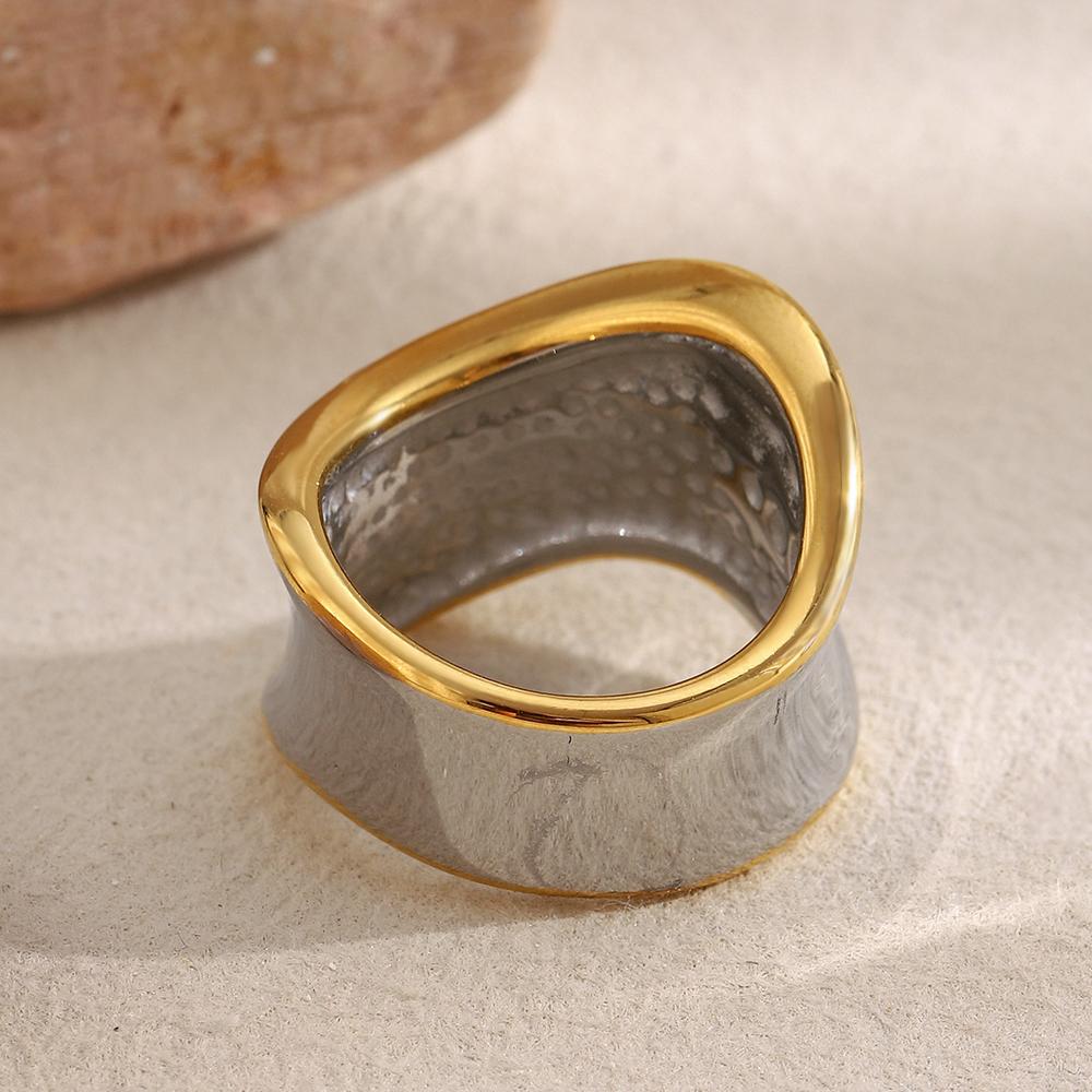 MamacitaSlay 316L Stainless Steel Two Tone Twisted Wide Ring Party Waterproof Jewelry Women's Unique Cool Ring High Quality Gift