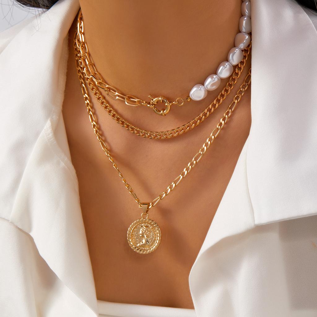 Vintage Punk Gold Plated Imitation Pearl Portrait Coin Pendant Necklace for Women Multilayer Evil Eye Palm Choker Party Jewelry