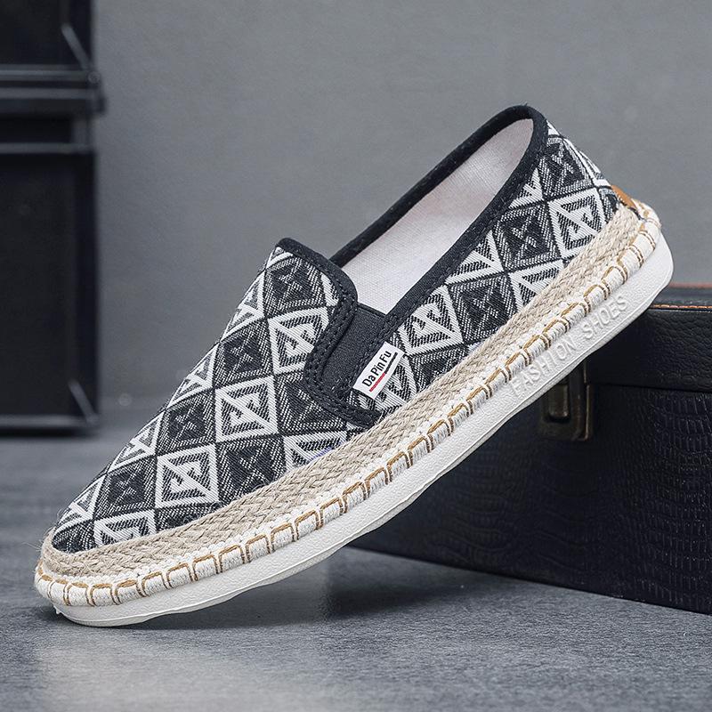 2025 Men's Summer Linen Slip-on Shoes: Trendy, Breathable Old Beijing Fisherman Style