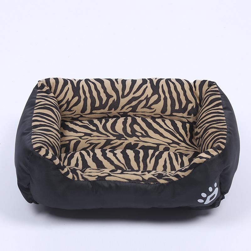 Four Seasons Universal Pet Bed - Customizable Logo, Fleece Warmth, Square Design for Dogs & Cats
