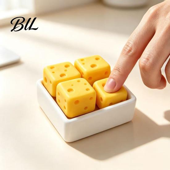 3D Printed Cheese Clicker Toy, Portable Cube Fidget Office Desk Gadgets Sensory Anxiety Relief Gadget for Adults and Kids PLA Toy