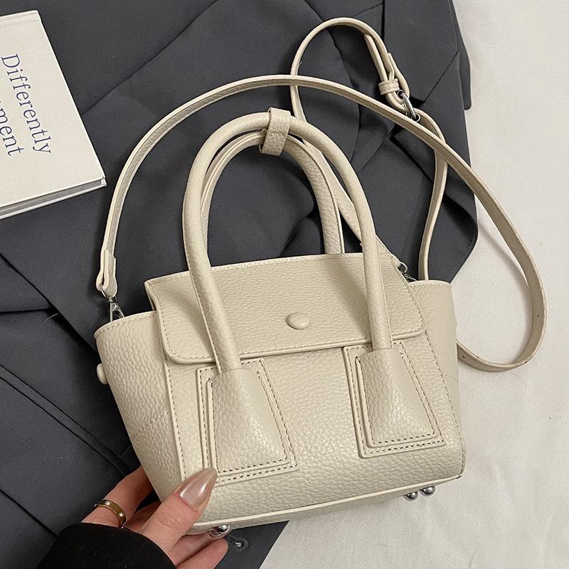 Summer Dopamine Korean Version Simple and Sweet Portable Bucket Bag Casual Foreign Style Lychee Pattern Texture Commuter Messenger Bag