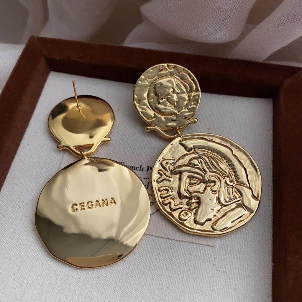 Retro Ancient Coins, Metal Relief Portrait Earrings, Earrings, Personalized Retro Light Luxury Temperament, Niche Design Earrings