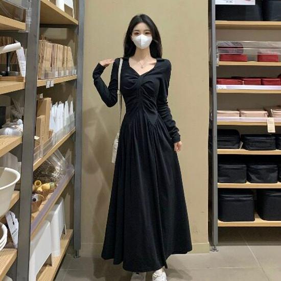 Autumn Black V-Neck Long-Sleeve Hepburn Dress - Plus Size Slimming Waist-Cinching Skirt