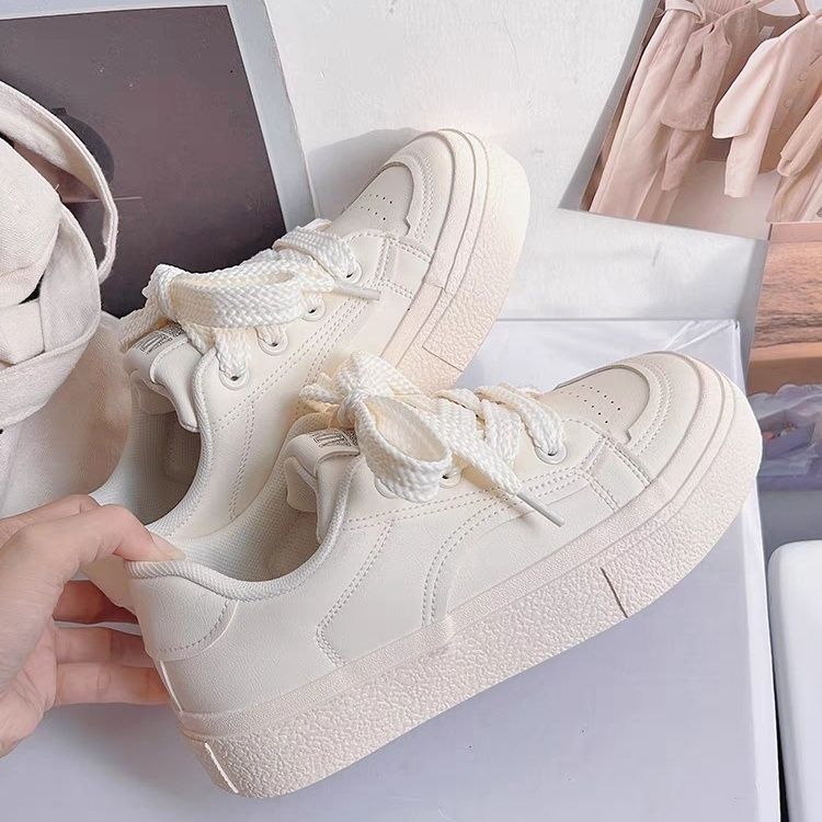 Little white shoes women's autumn breathable shallow mouth non-slip versatile 2025 new trendy shoes board shoes student white shoes single shoes women