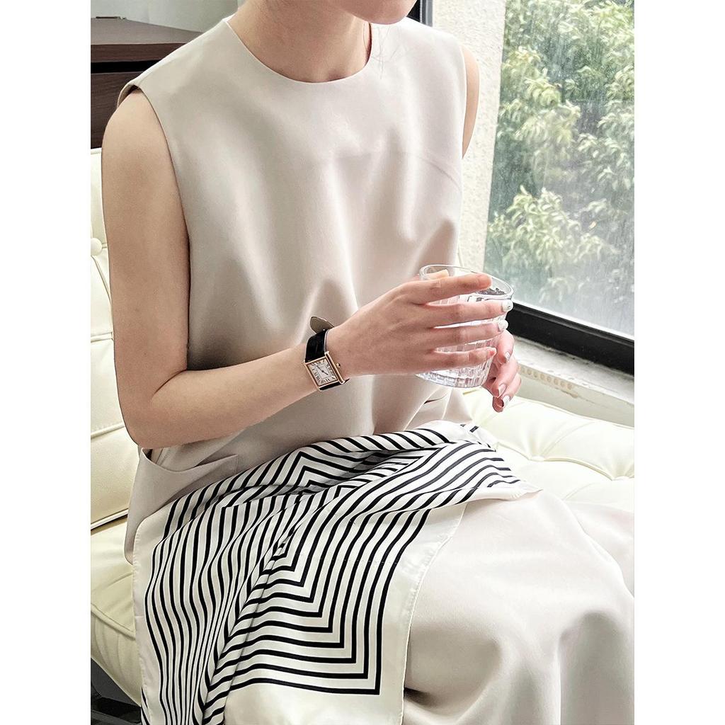 LUXI Commuter Sleeveless Vest Dress - Women's Loose Fit with Round Neck and Drape Straight Skirt, Style 3622.