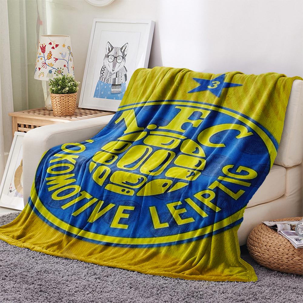 Koc flanelowy z nadrukiem Lokomotive Leipzig, Wysoka jakość, Wygodny na wszystkie pory roku, Wystrój domu, Ciepło i komfort, Idealny na prezenty świąteczne71