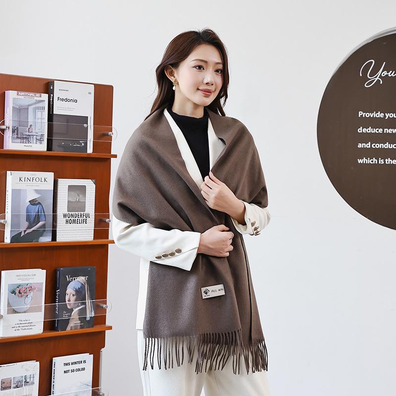 Luxurious Women's Cashmere Wool Scarf: Versatile Solid Color Shawl for Autumn and Winter