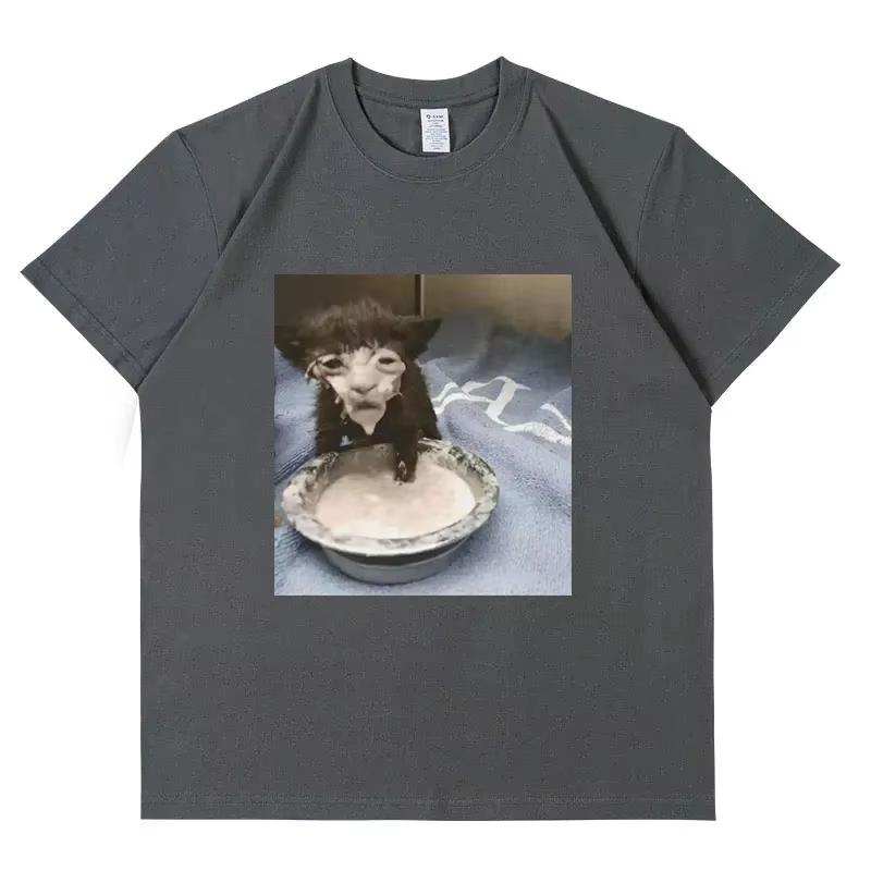 2025 Summe Milk Face Cat Meme Print T Shirt Weird Humor Funny Cat Graphic Mens Women Fashion 100 Pure Cotton Printed Tshirt