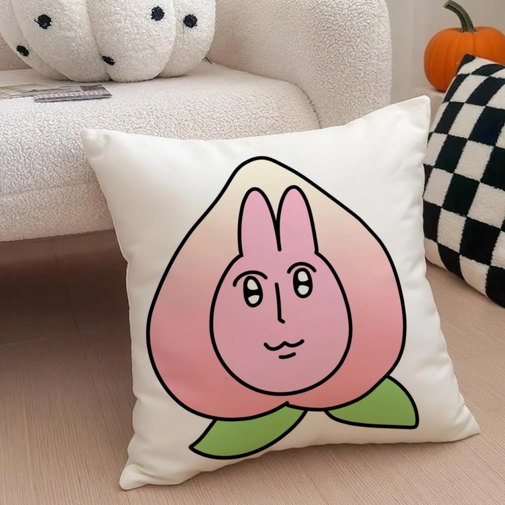 Dreamy Strawberries Cushion Cover Throw Pillow Cover Hidden Button Durable Polyester Chair Cushion