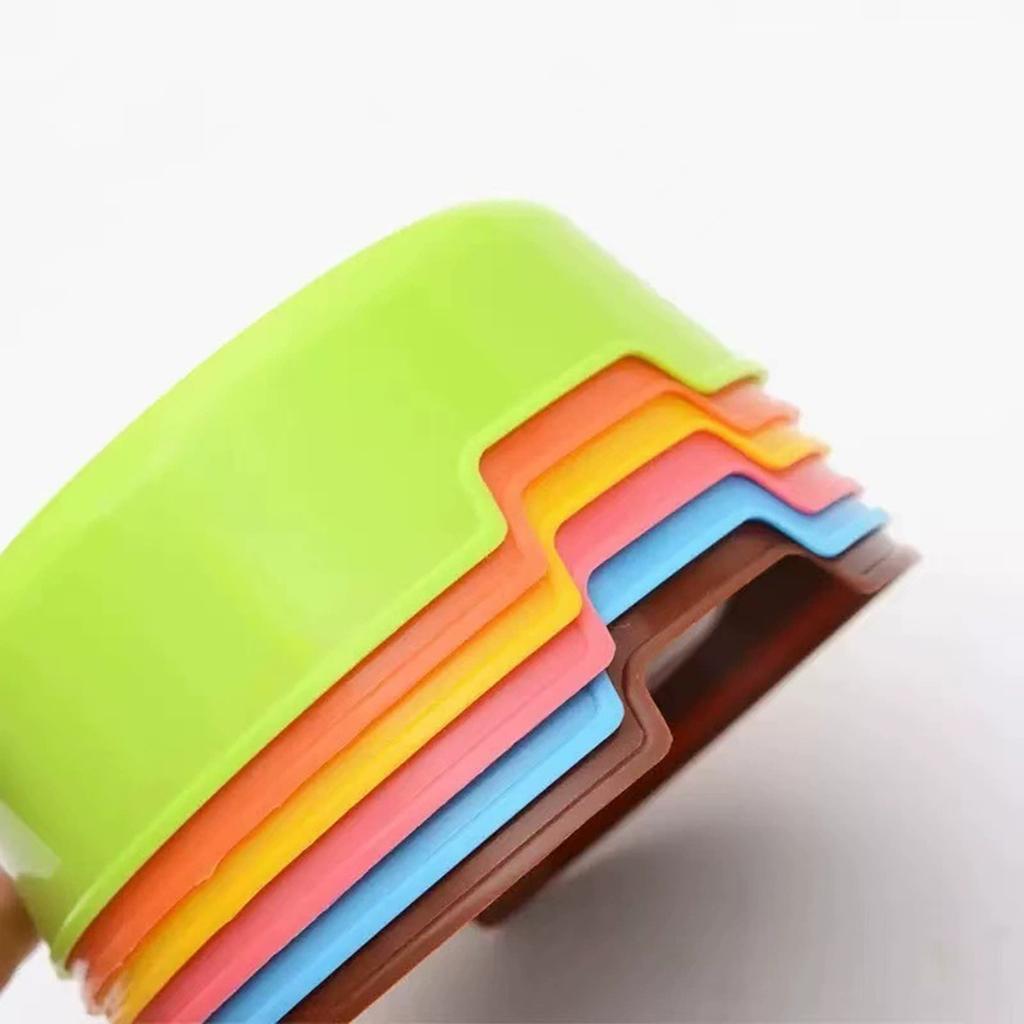 1Pcs/Set Plastic Candy Color Pet Dog Puppy Animal Practical Food Water Bowl-Random Color