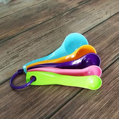 Küchen-Backwerkzeuge Farbmesslöffel 5-teiliges Set Kombination mit abgestuftem Gewürzmesslöffel-Set 5-teiliges Set