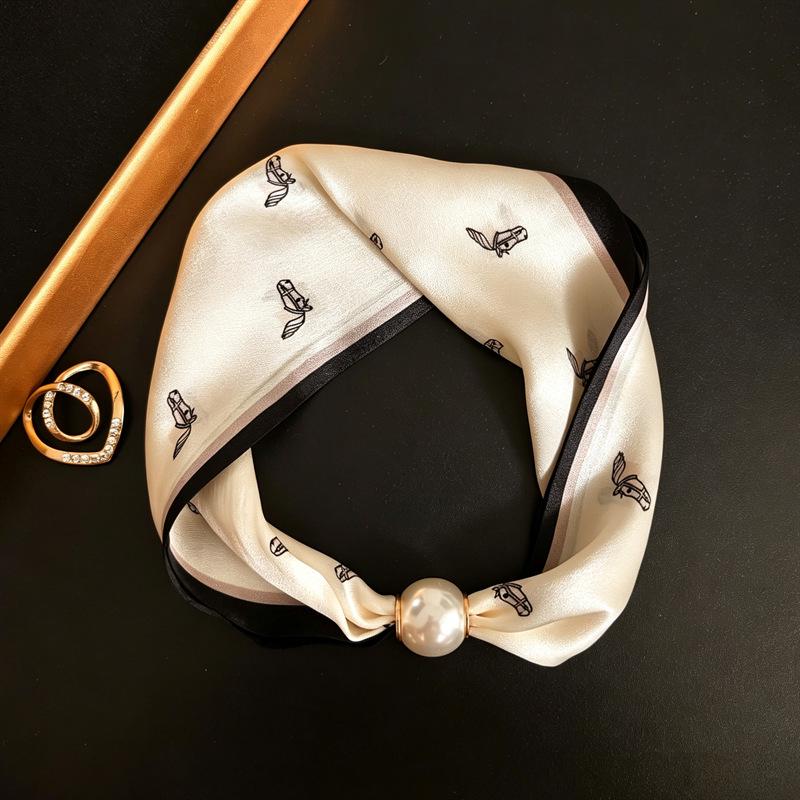 Silk Magnetic Buckle Scarf: Luxurious, Versatile Mulberry Silk for Women's Spring/Summer Neck Protection