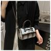 Einfache Kunstleder-Kissen-Tasche für Damen mit Schleife Karierte Schulter-Crossbody-Tasche
