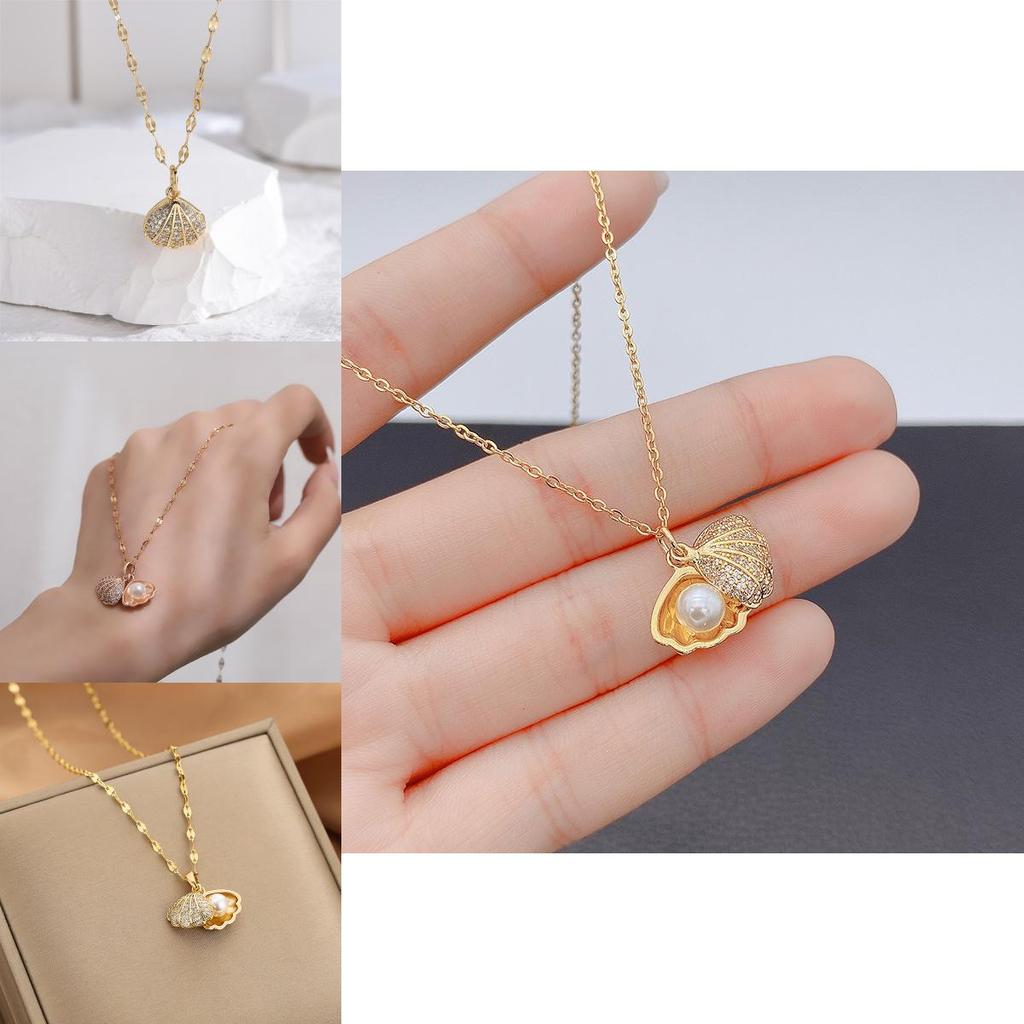 Retro Chic Pearl Collar Necklace With Irregular Shape And Gold Finish For Women