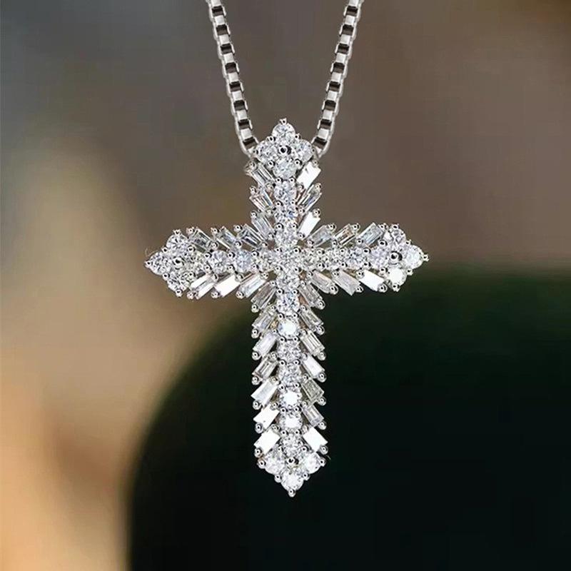 2026 New Cross Exquisite Female Personality Zircon Inlaid Pendant, Niche Design, Fashionable and Trendy Accessory