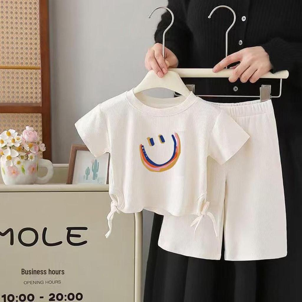 Korean Summer Girls' Sweet T-shirt & Stylish 7-Point Pants Set - Short Sleeve Children's Wear Two-Piece