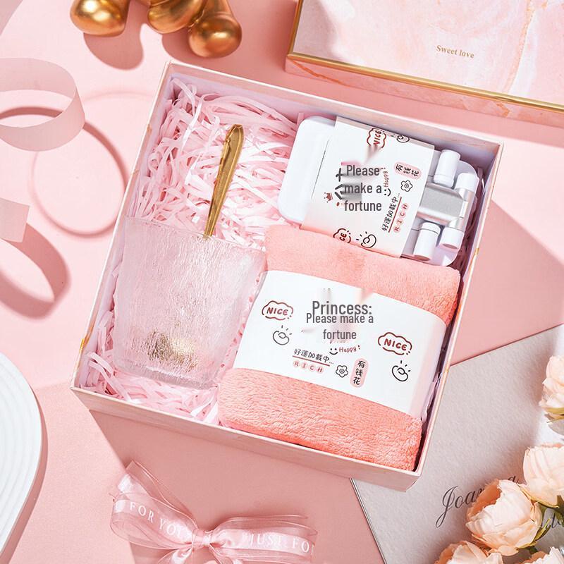 

Women s Day Glacier Glass Cup Gift Set
