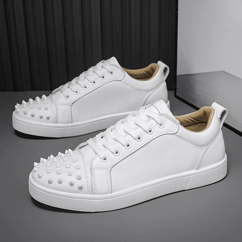Scarpe Casual da Uomo con Borchie e Suola Rossa, Semplici Social, Scarpe da Skate da Giovane, Scarpe in Pelle alla Moda e di Tendenza, Scarpe Bianche