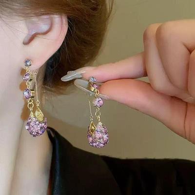 Orecchini a goccia in cristallo rosa di lusso: Orecchini a clip eleganti e alla moda