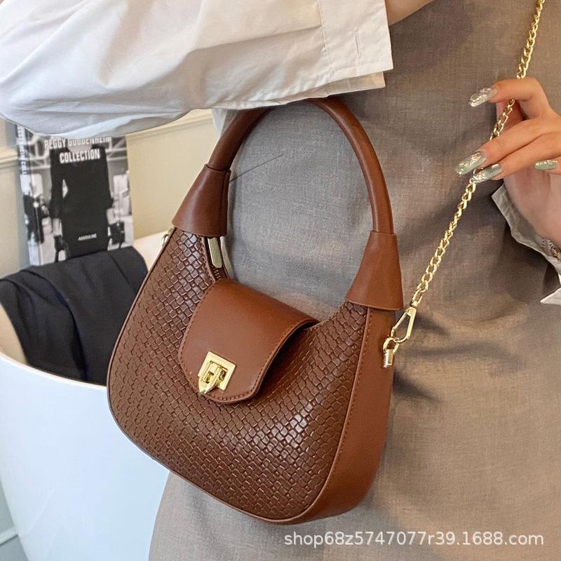 Women's Bag 2025 New Portable Woven Bag Simple Women's Shoulder Bag Chain Oblique Span Bag Texture Small Bag