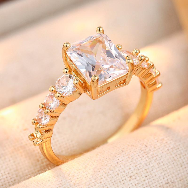 Elegant Inlaid White CZ Women's Ring Trendy Gold Color Geometry Daily Wear Party Jewelry Anniversary Gift