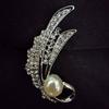 High-End Luxury Flower Pearl Brooch and Corsage Pin – Creative Versatile Accessory