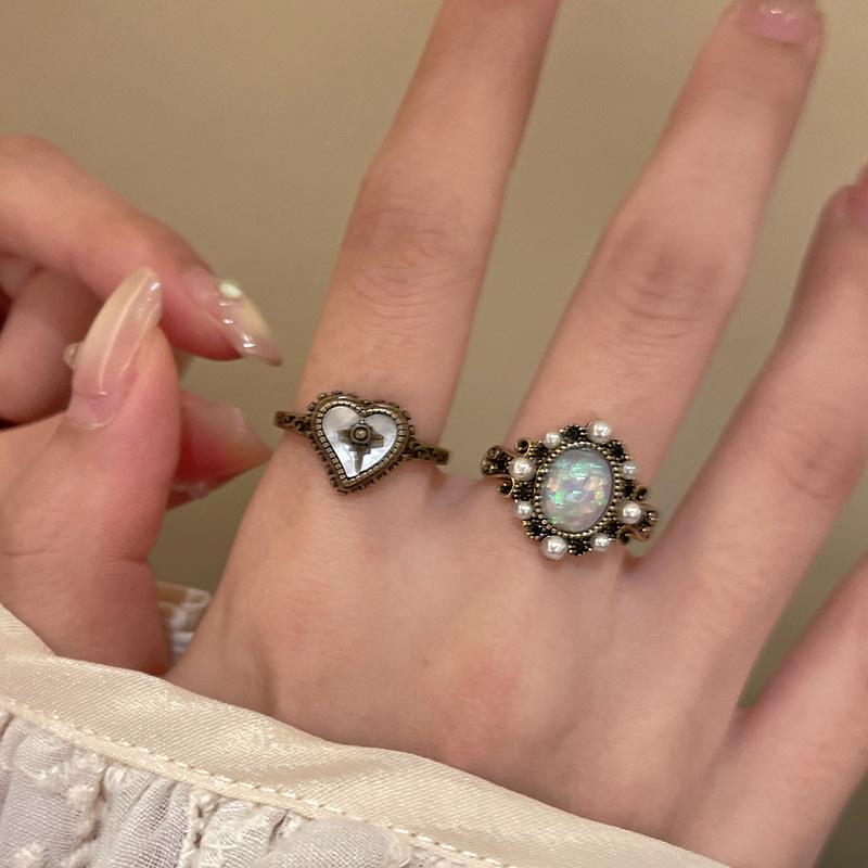 2025 Retro Ethnic Open Index Finger Ring for Women - High-End, Stylish, Personalized Design
