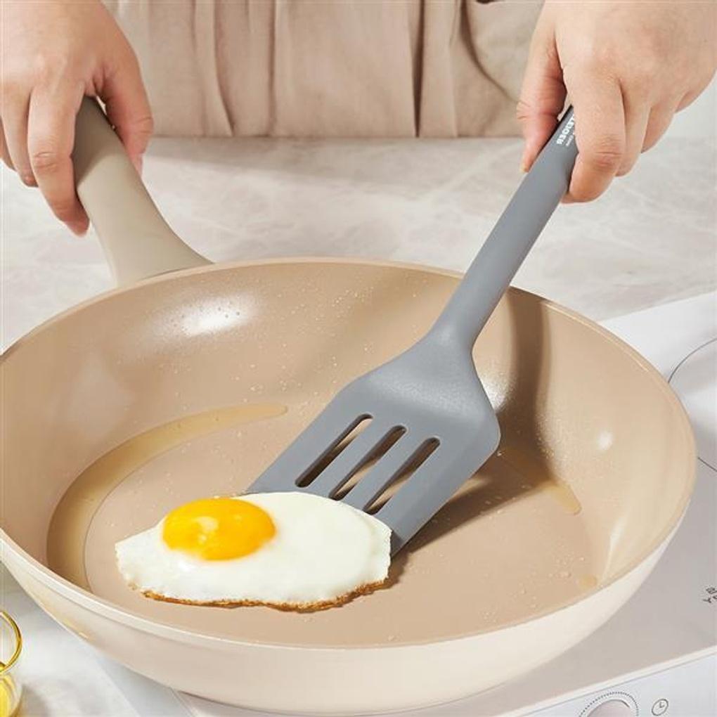 WAGENSTEIGER Edel Silicone Turner_Dark