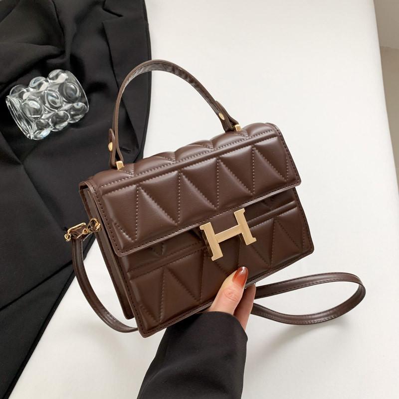 Стильная однотонная сумка 2023 Зимняя Новая Повседневная Сумка-мессенджер Персональная Маленькая Квадратная Сумка кофейный