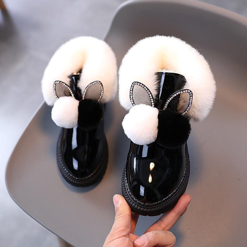 Zimowe buty dziewczęce Dziecięce krótkie buty Skórzana moda Martin Boot Plus aksamitne ciepłe dziecięce śniegowce Śliczne pluszowe dziewczęce botki