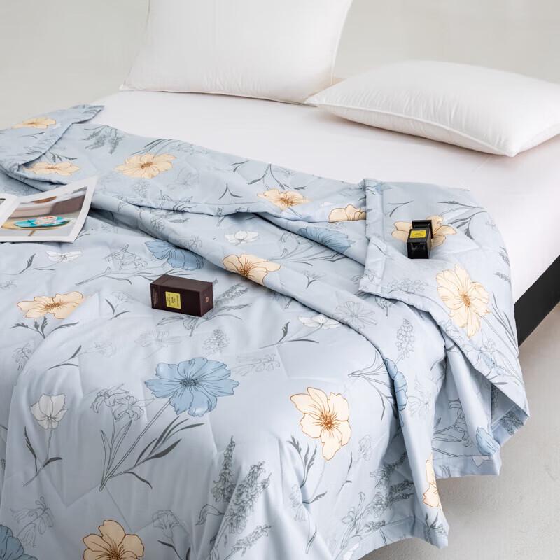 FIRS Floral Summer Cooling Quilt