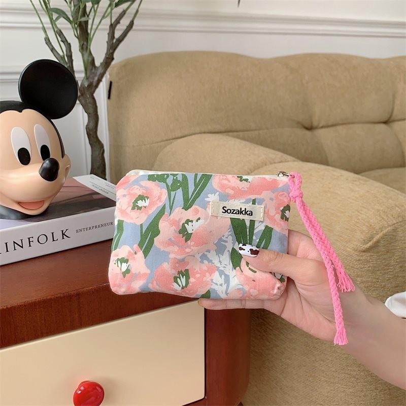 Stylish Japanese Colorful Drawstring Cosmetic Bag For Daily Use And Travel Storage