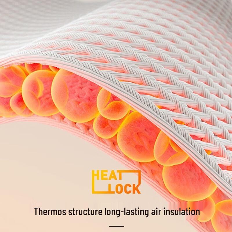 Herrtröja i löst stickat med rund hals