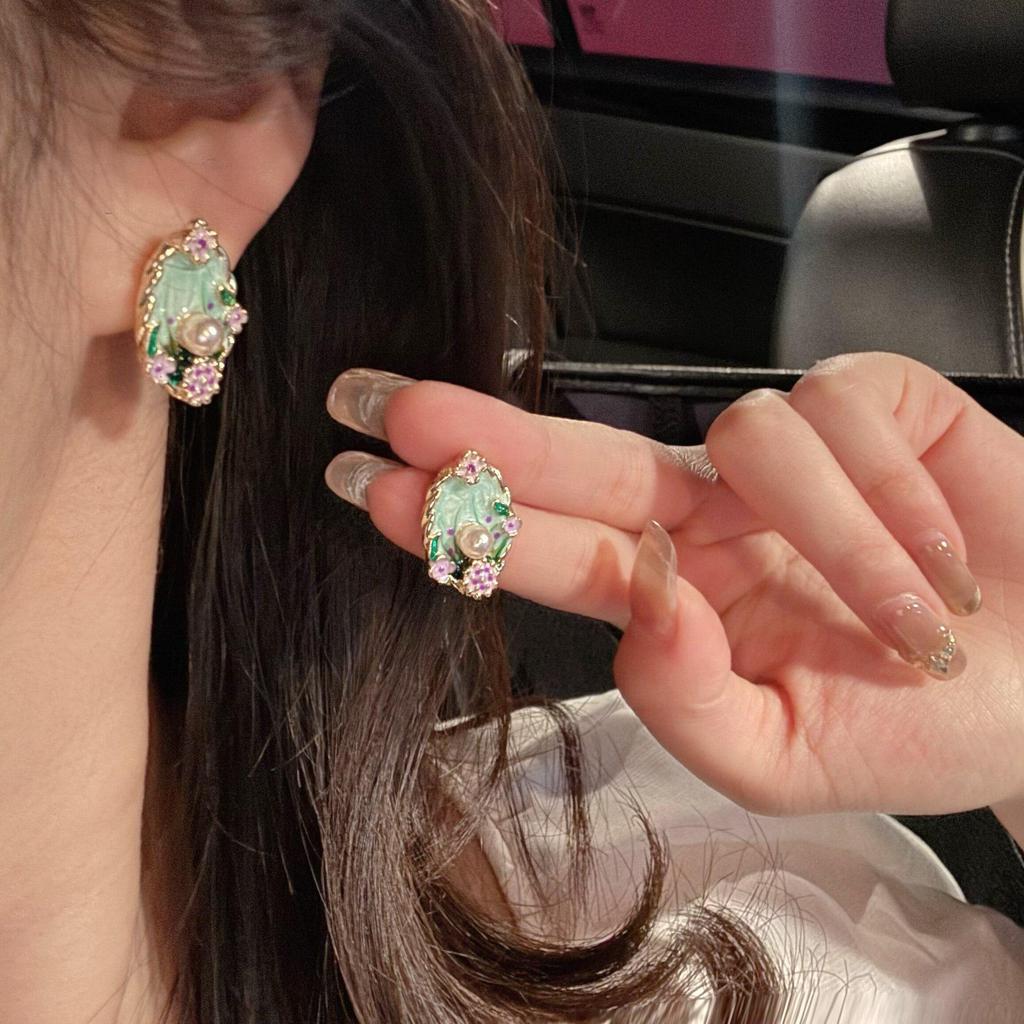 Monet Garden Drip Oil Flower Pearl Earrings - Luxury Oil Painting Design Pearl Studs with a Niche, High-End Feel.