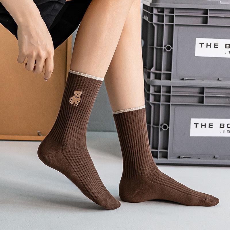 5Pairs Herfst en Winter Schattige Beer Sokken Dames Hoog Katoen Warm Houden Bruin Winter Sok Fuffy Grappig Mooi Kawaii Cartoon Thermische Sokken voor Dames