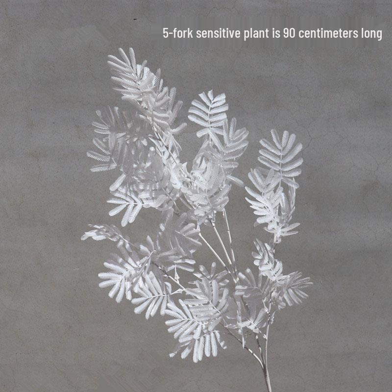 Weiße Hochzeitskapelle Decke Seidenblumen-Dekoration & Gangläufer